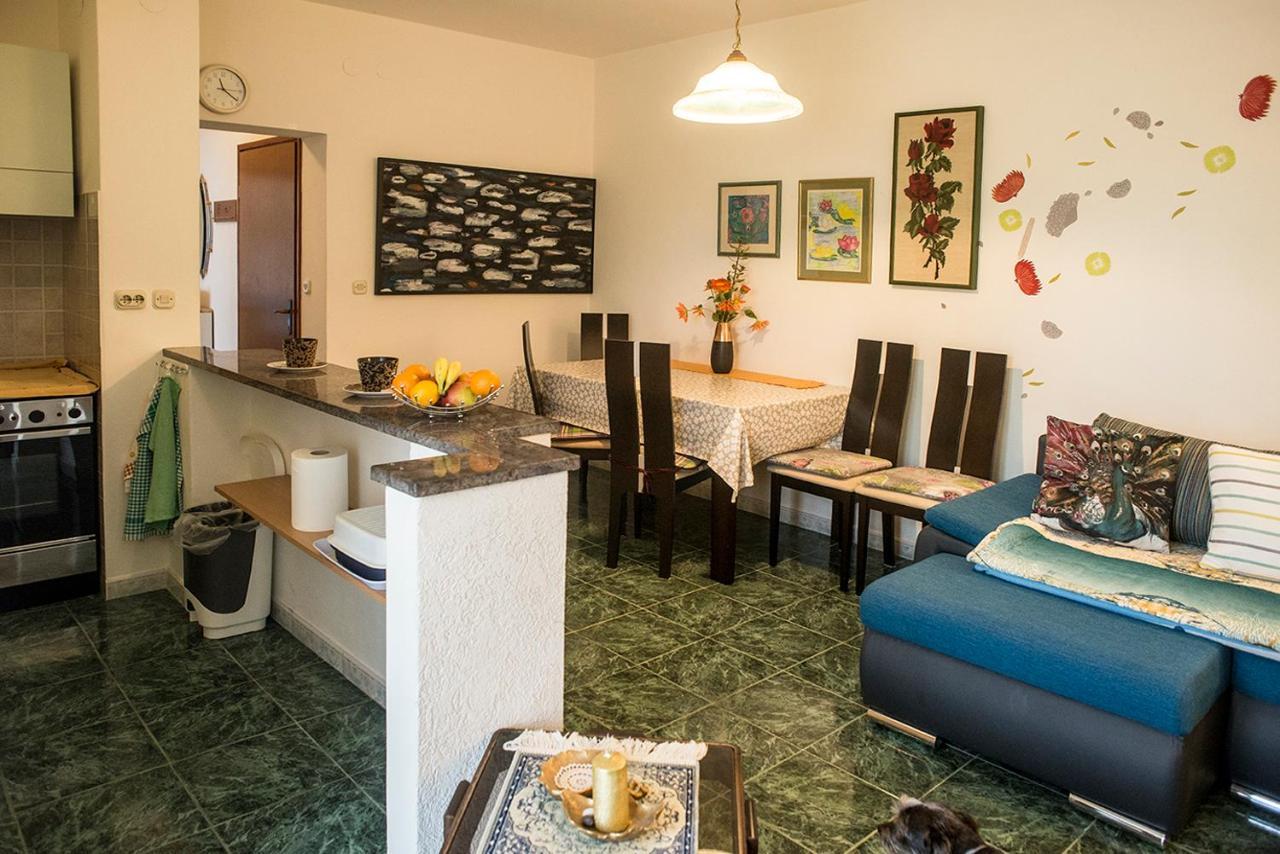 Apartment Lori Fazana Ngoại thất bức ảnh