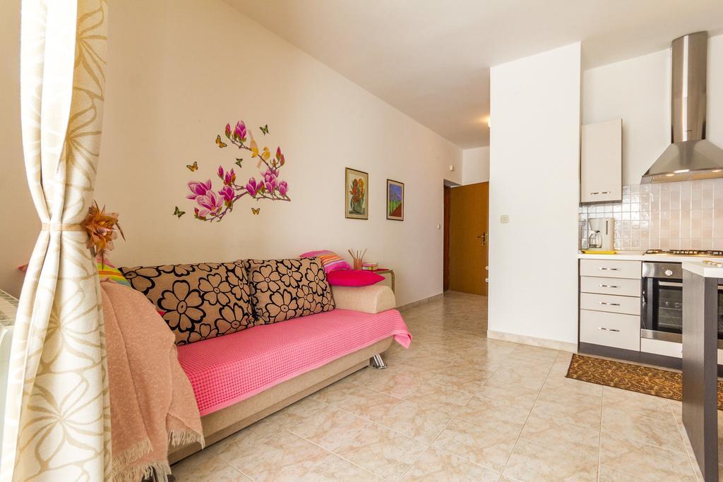 Apartment Lori Fazana Ngoại thất bức ảnh