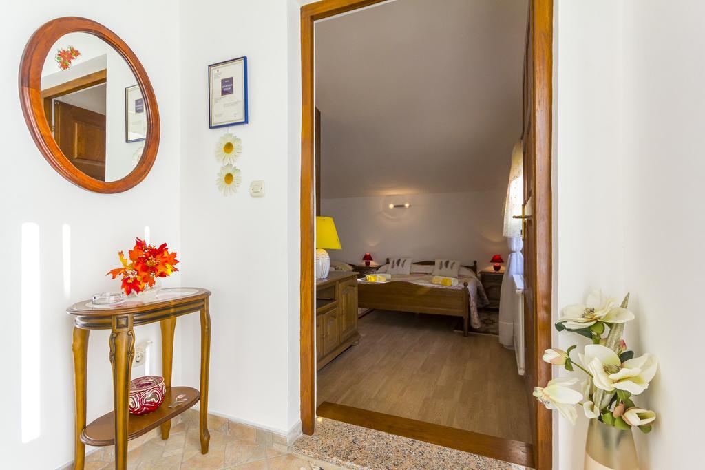 Apartment Lori Fazana Ngoại thất bức ảnh