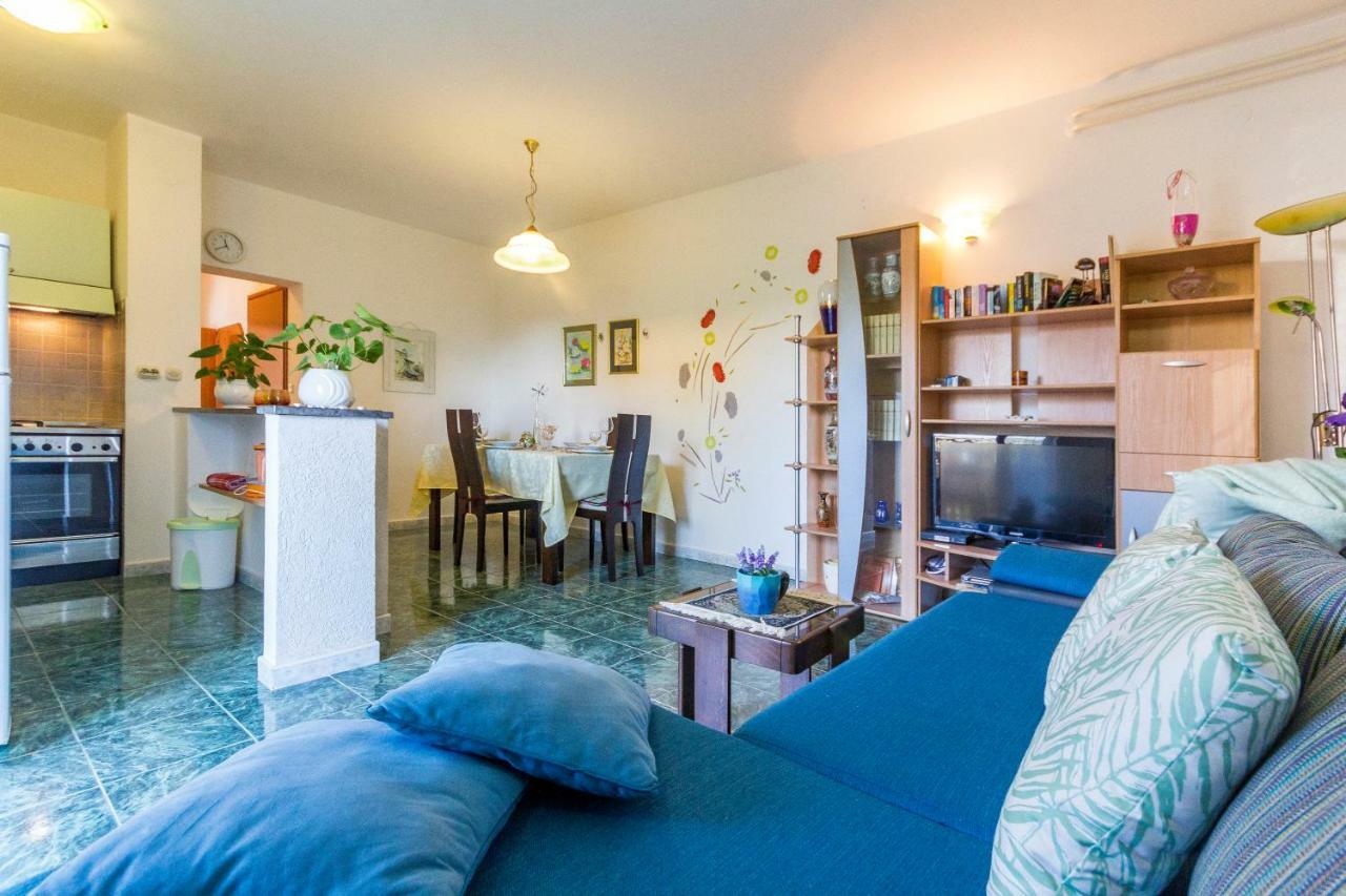 Apartment Lori Fazana Ngoại thất bức ảnh